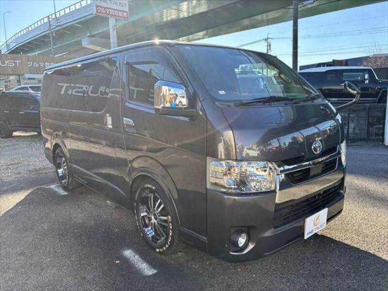 HIACE VAN