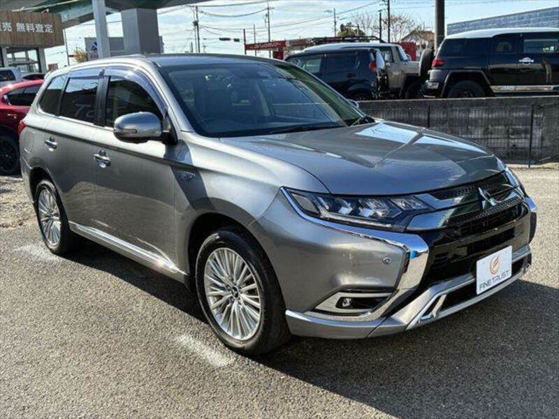 OUTLANDER PHEV