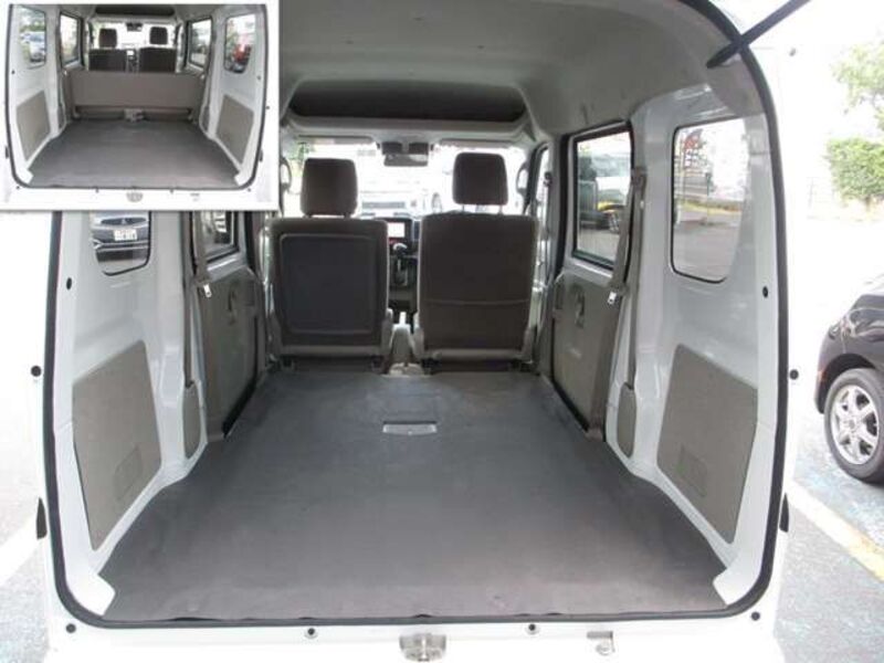 MINICAB VAN