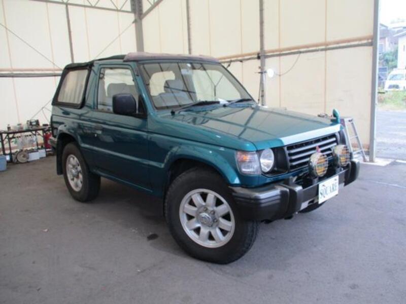 MITSUBISHI PAJERO