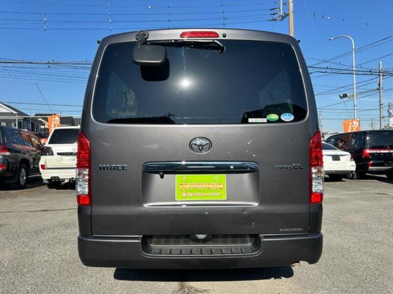 HIACE VAN