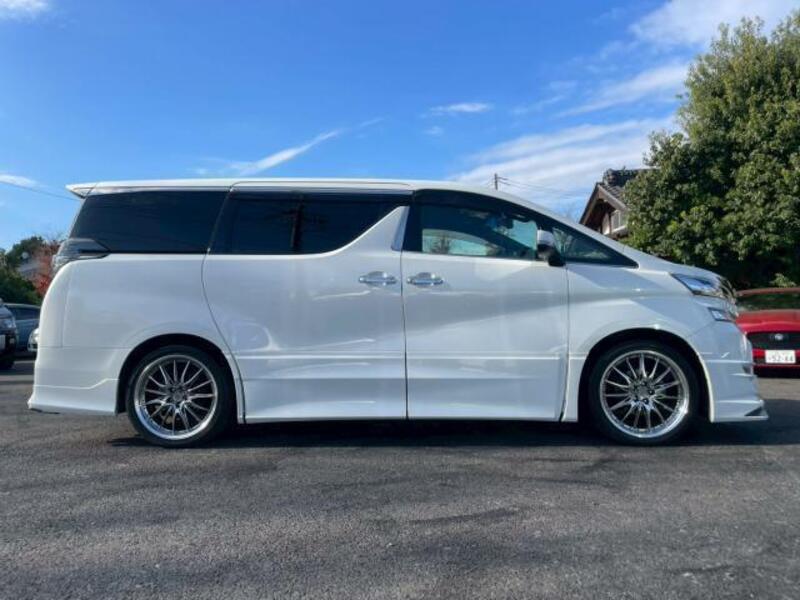 VELLFIRE