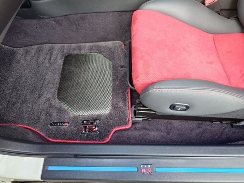 GT-R
