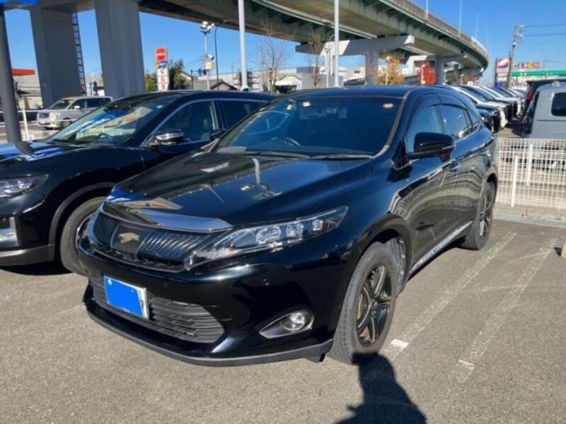 TOYOTA HARRIER