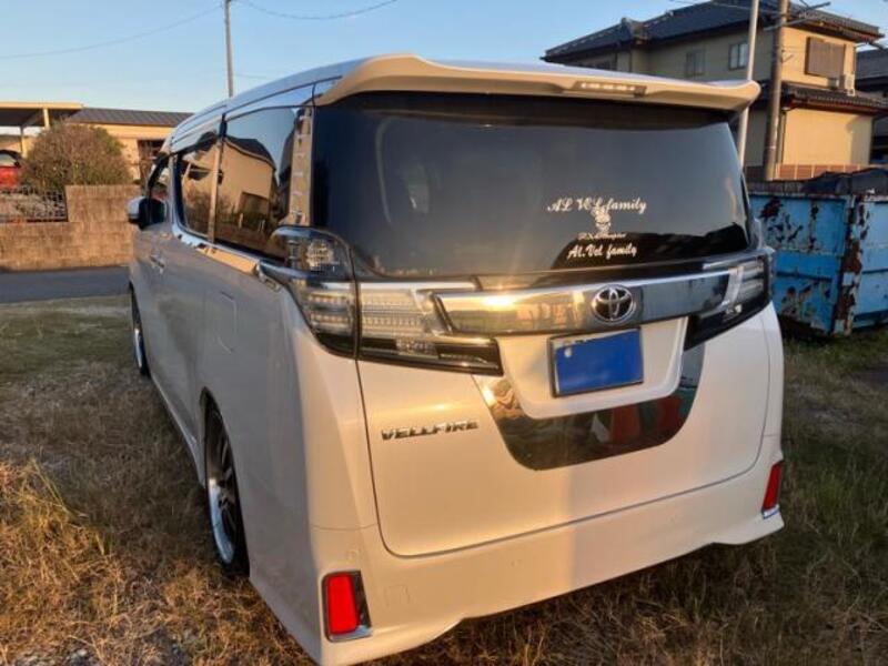 VELLFIRE