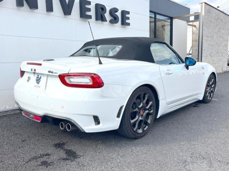 ABARTH 124 SPIDER
