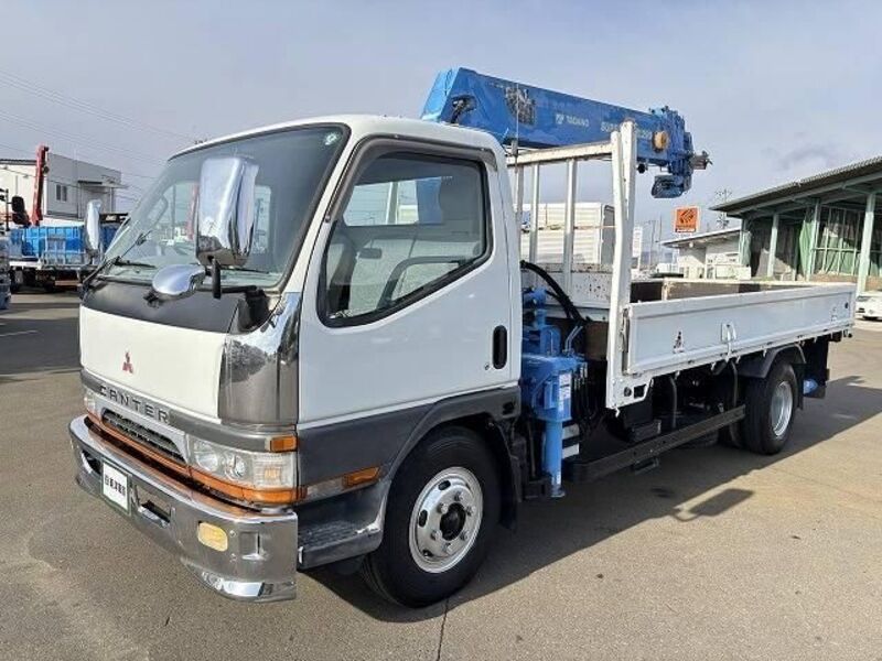 MITSUBISHI CANTER