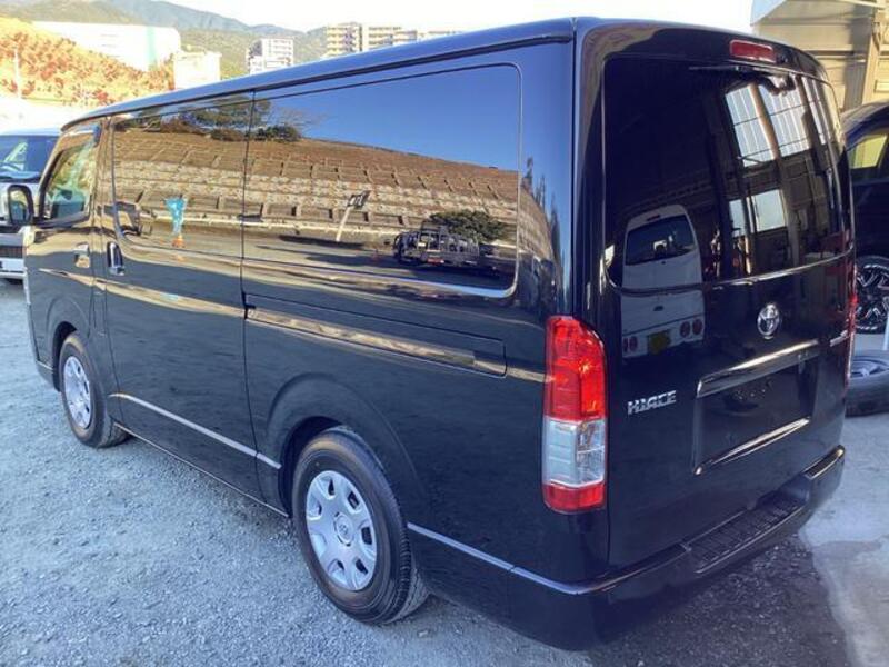 HIACE VAN
