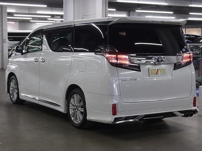 VELLFIRE