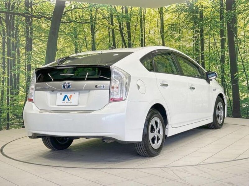 PRIUS PHV