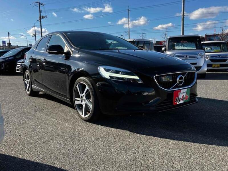 V40