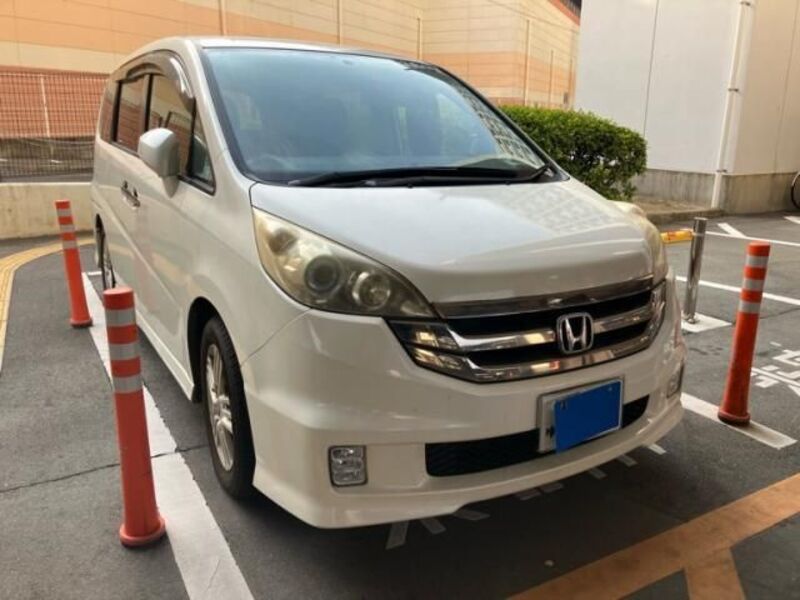 HONDA STEPWAGON SPADA