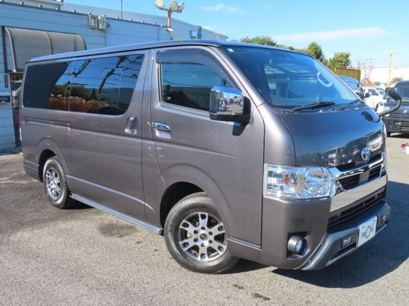 HIACE VAN