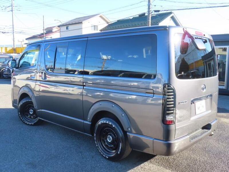 HIACE VAN