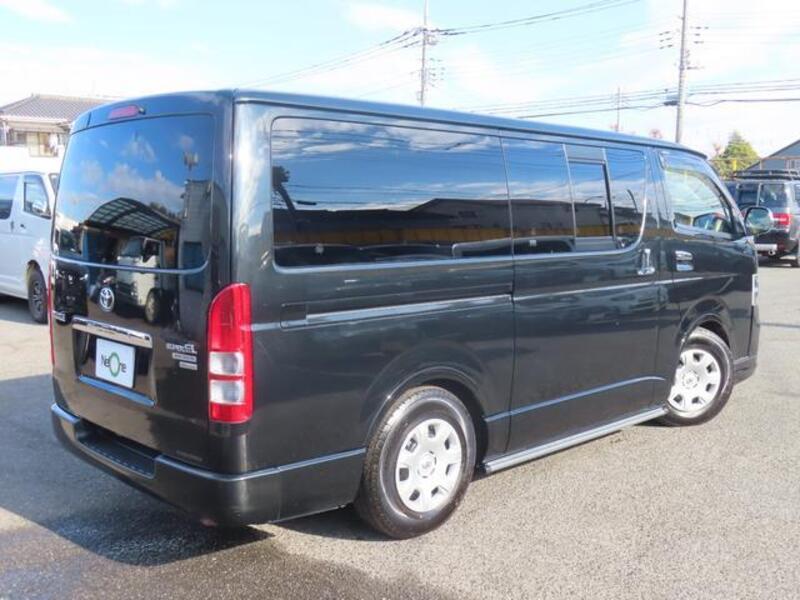 HIACE VAN