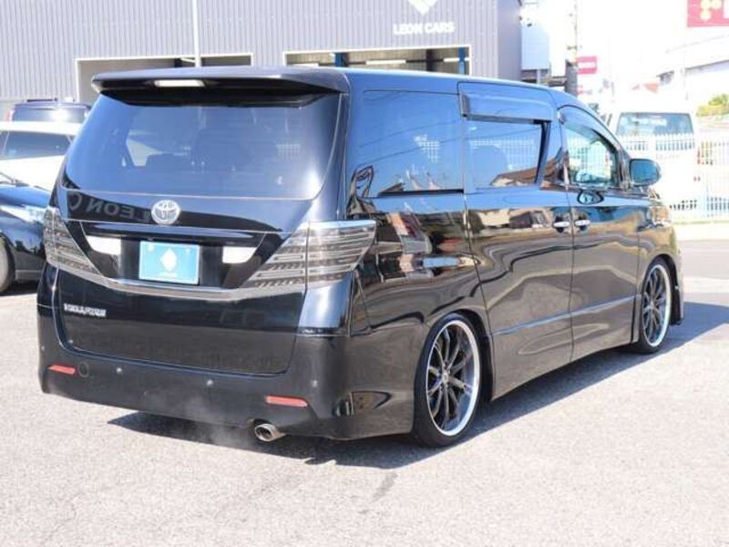 VELLFIRE