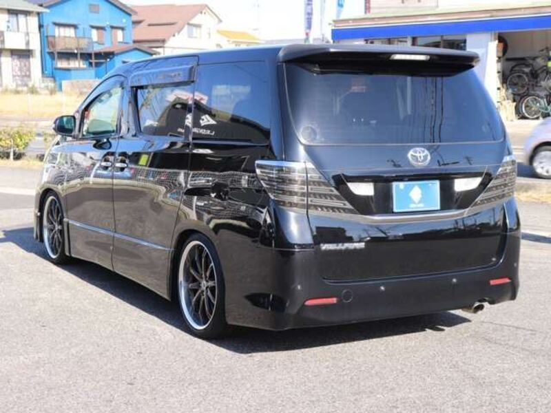 VELLFIRE
