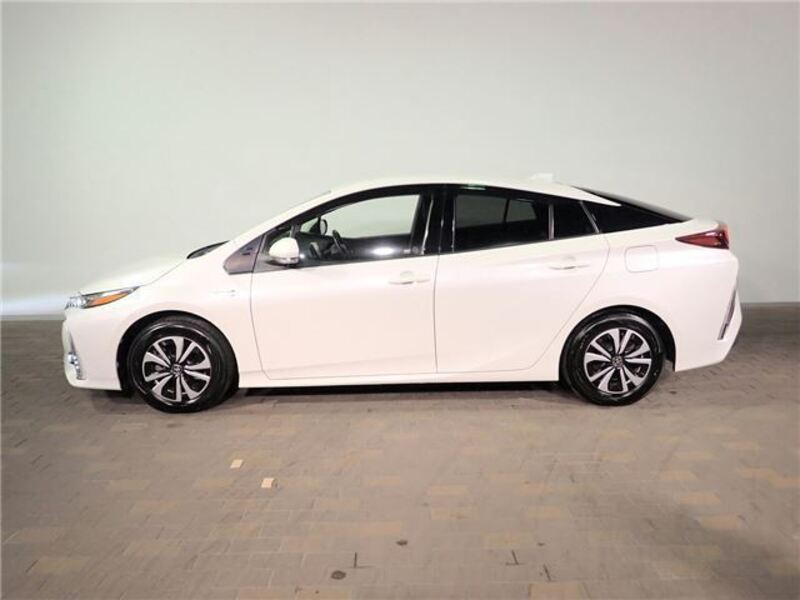 PRIUS PHV