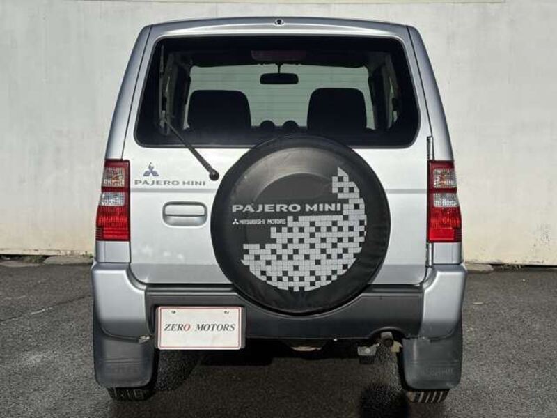 PAJERO MINI