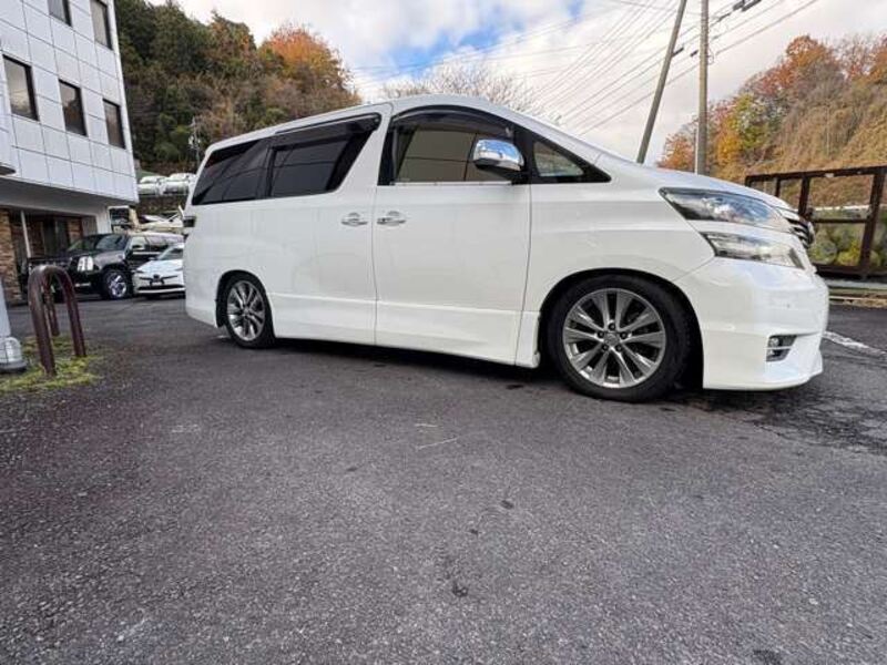 VELLFIRE