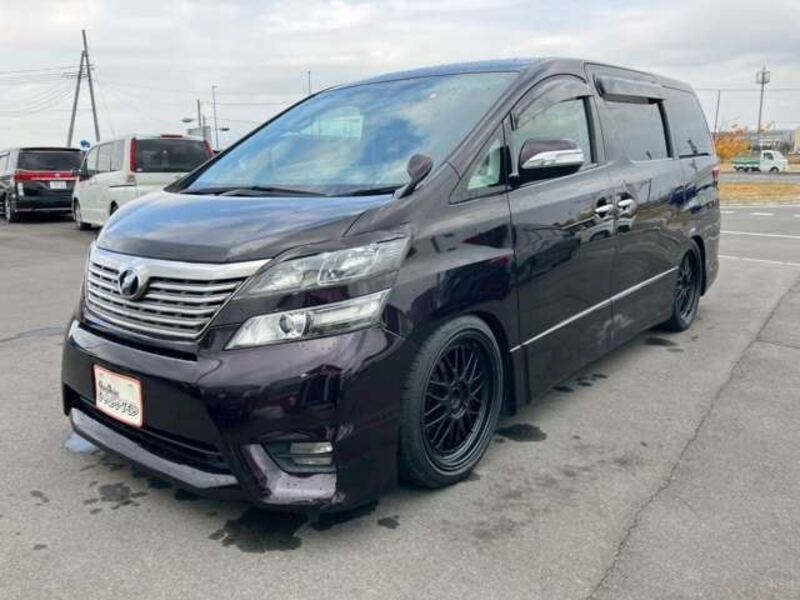 TOYOTA VELLFIRE