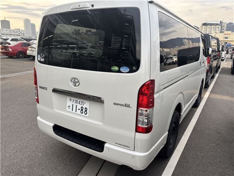 HIACE VAN