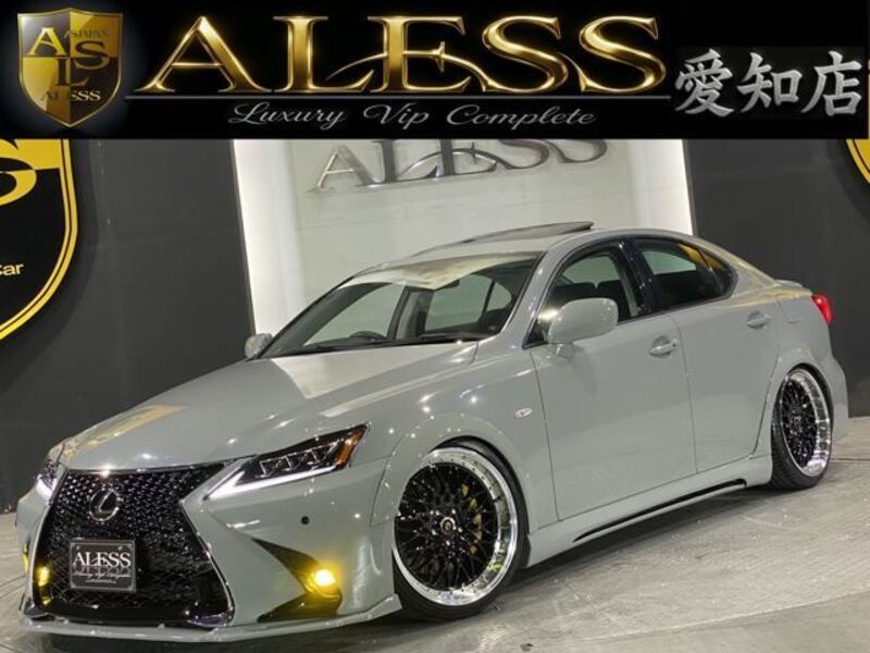 LEXUS IS