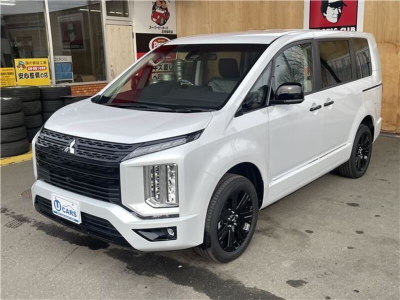 MITSUBISHI DELICA D5