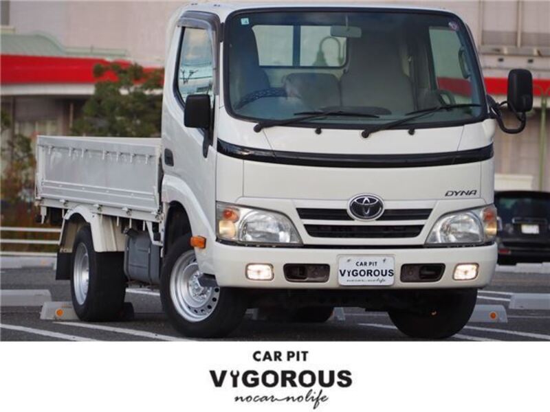 TOYOTA DYNA