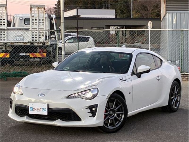 TOYOTA 86