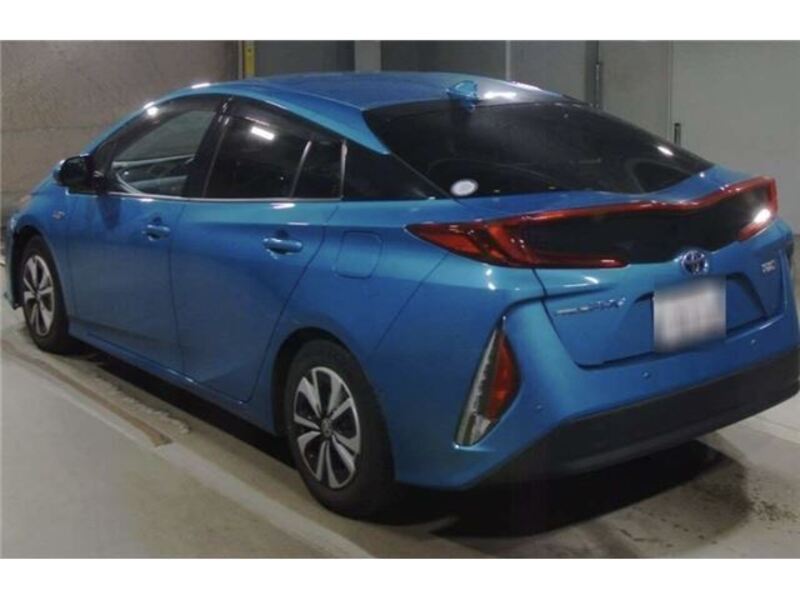 PRIUS PHV