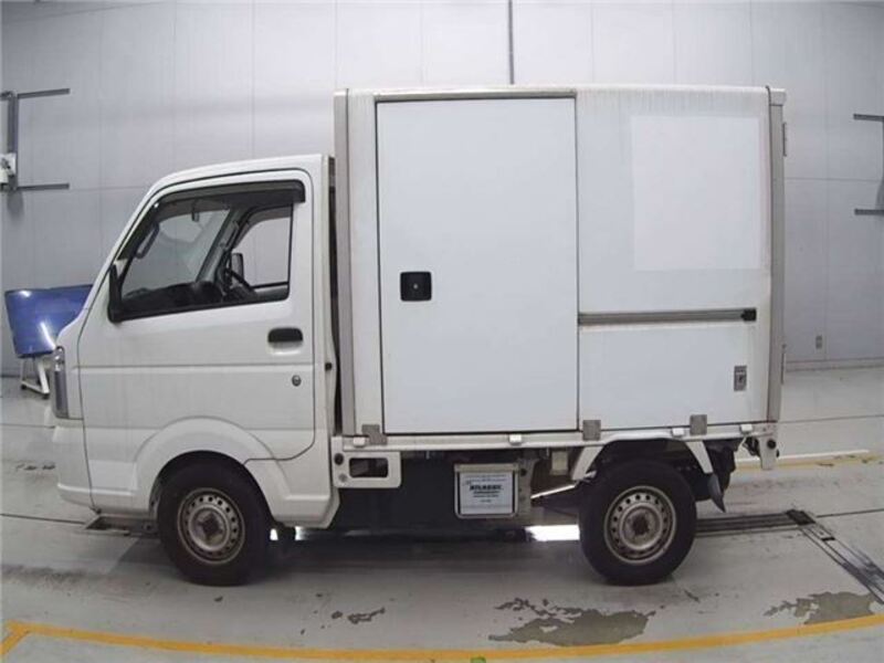 CARRY TRUCK