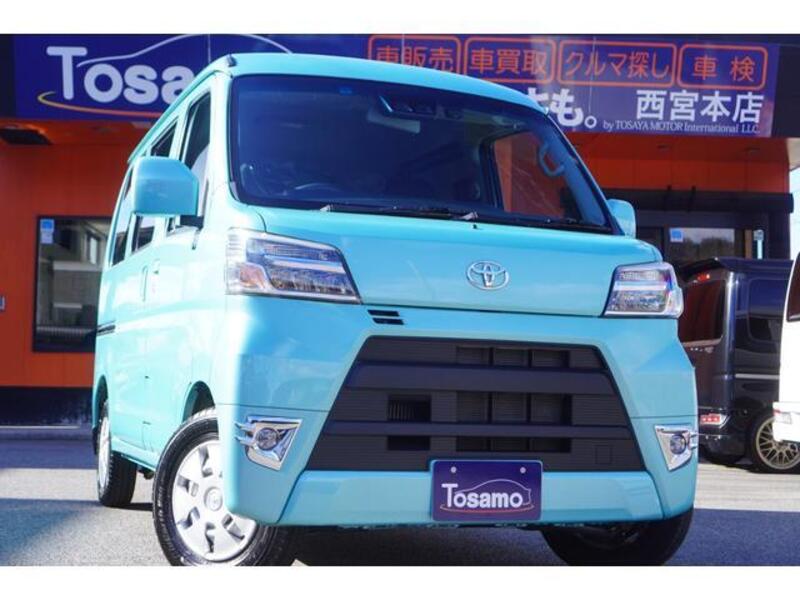 TOYOTA PIXIS VAN