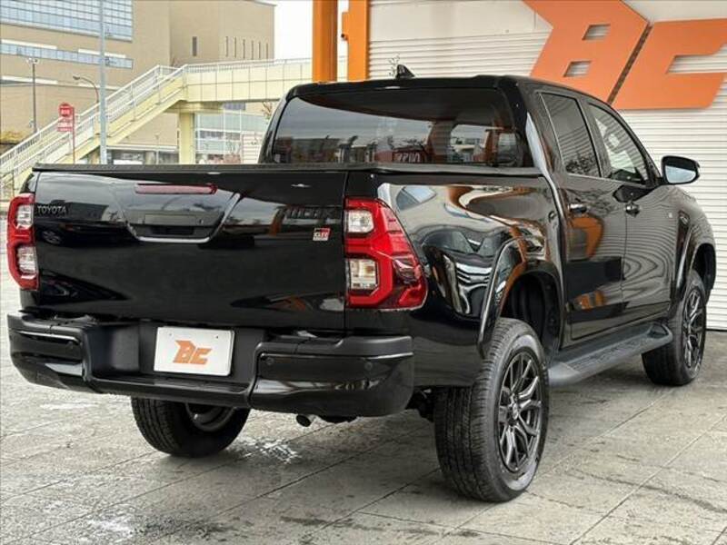 HILUX