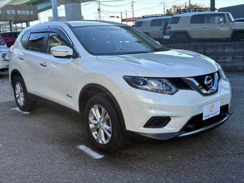 X-TRAIL