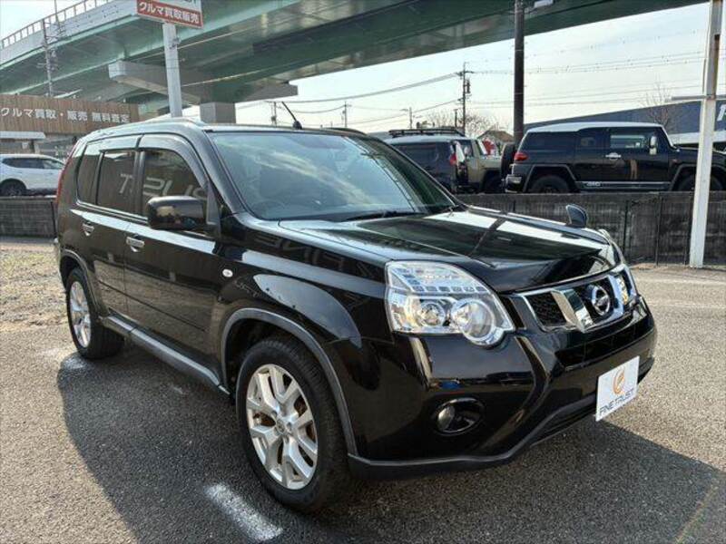 X-TRAIL