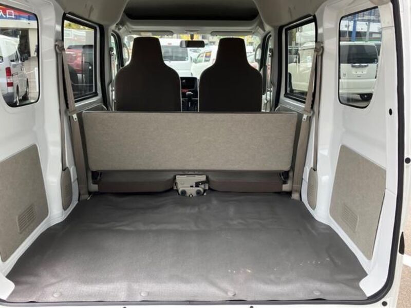 MINICAB VAN