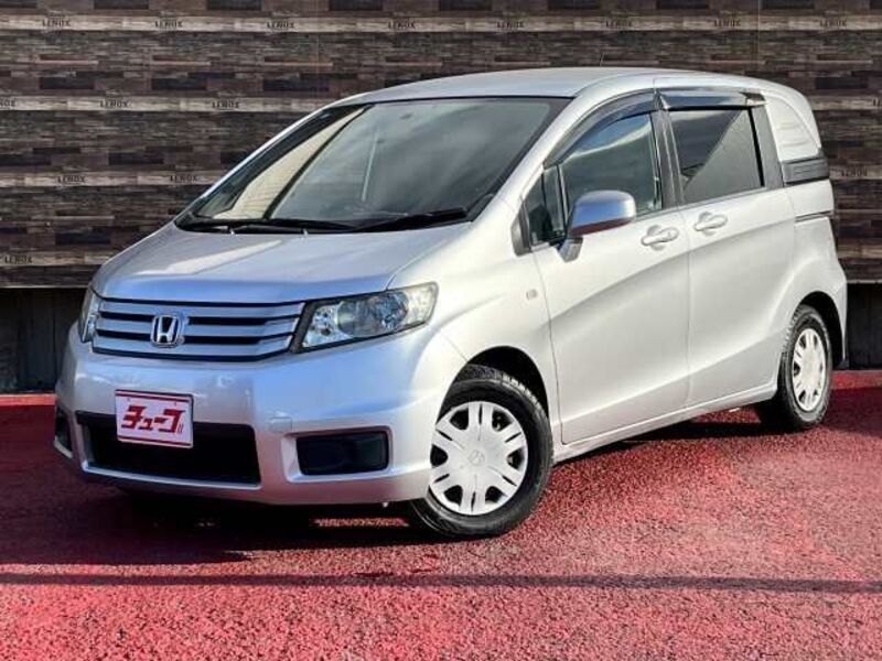 HONDA FREED SPIKE