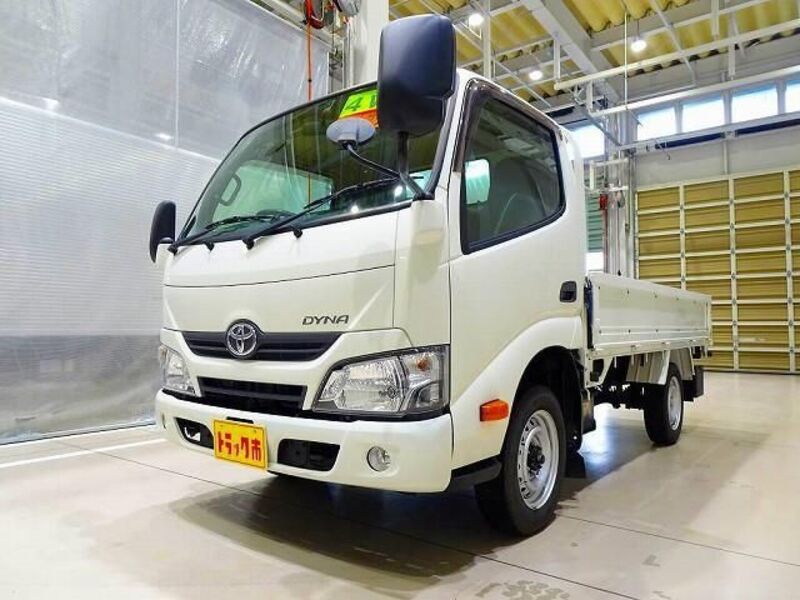 TOYOTA DYNA