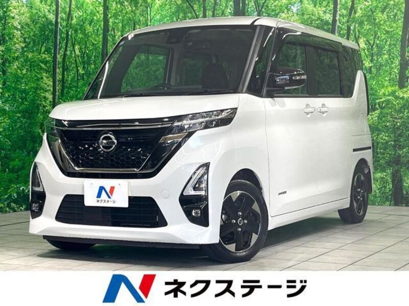 NISSAN ROOX