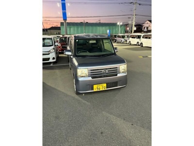 DAIHATSU MOVE CONTE