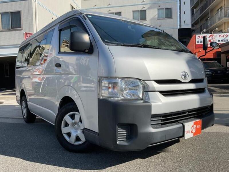 TOYOTA HIACE WAGON
