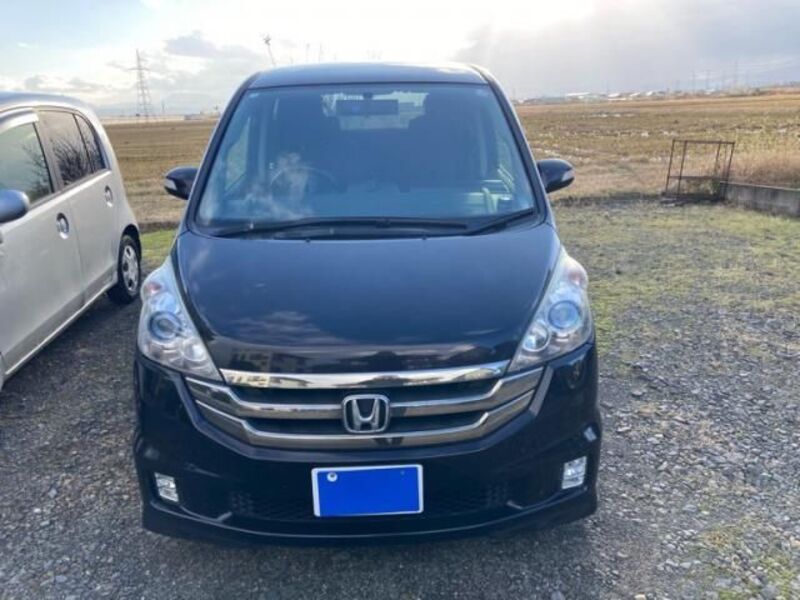 HONDA STEPWAGON SPADA