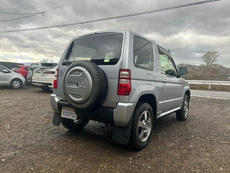 PAJERO MINI