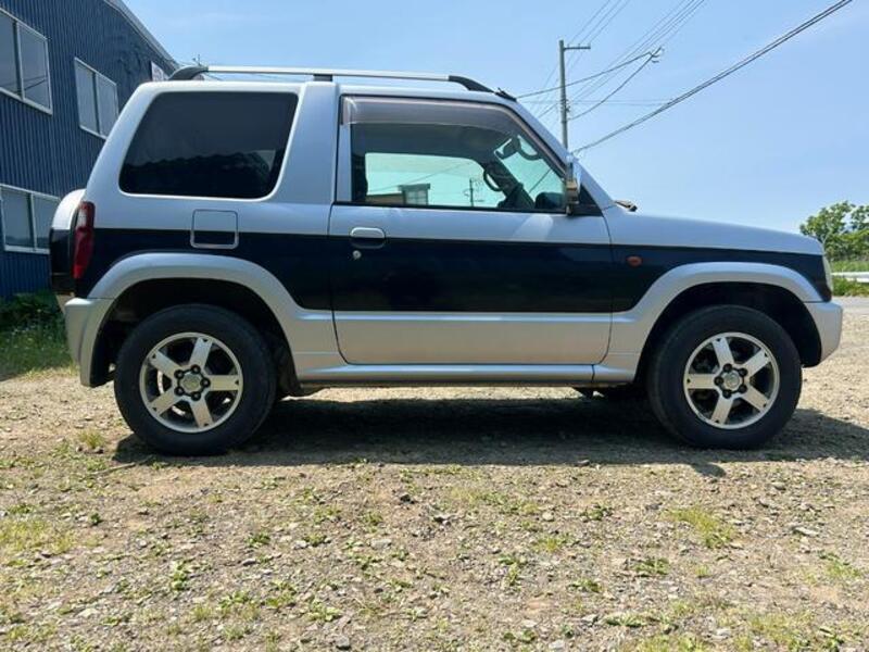 PAJERO MINI