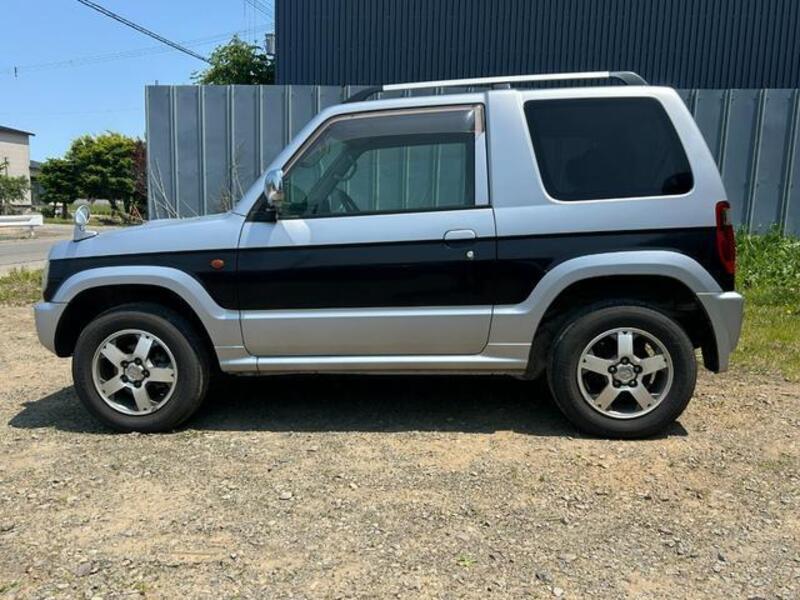 PAJERO MINI
