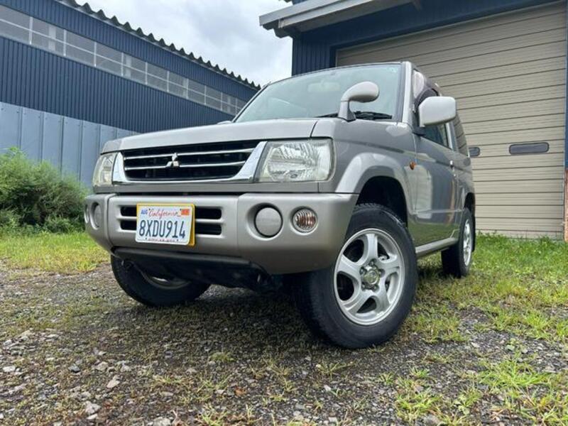 MITSUBISHI PAJERO MINI