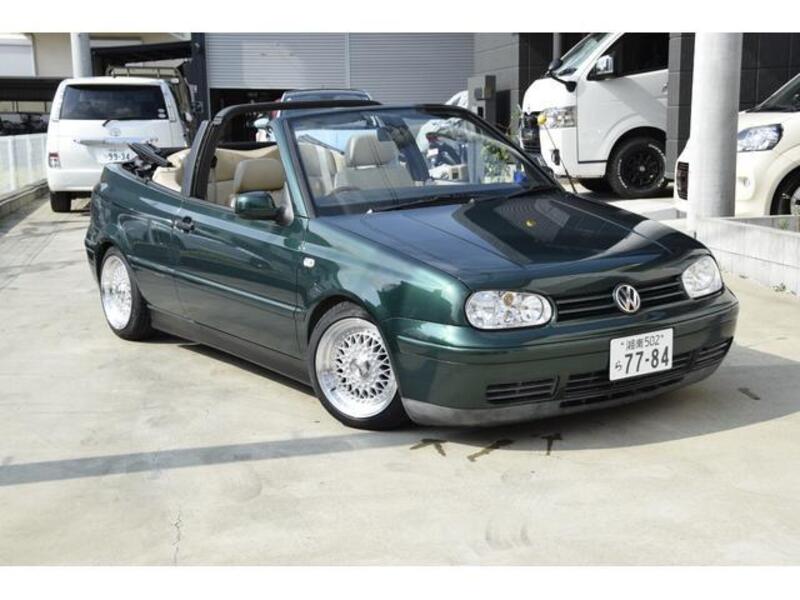 VOLKSWAGEN GOLF CABRIOLET
