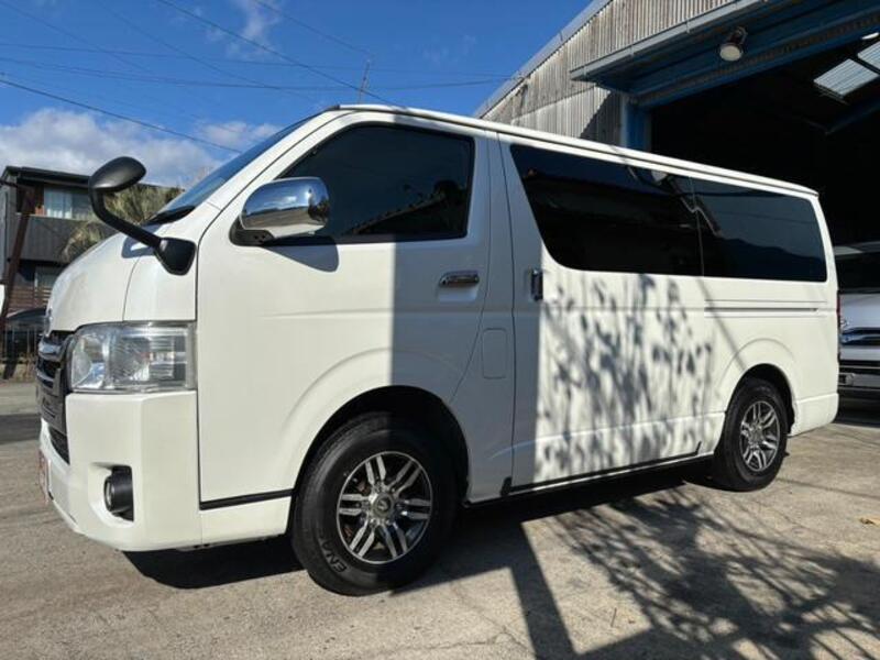 HIACE VAN
