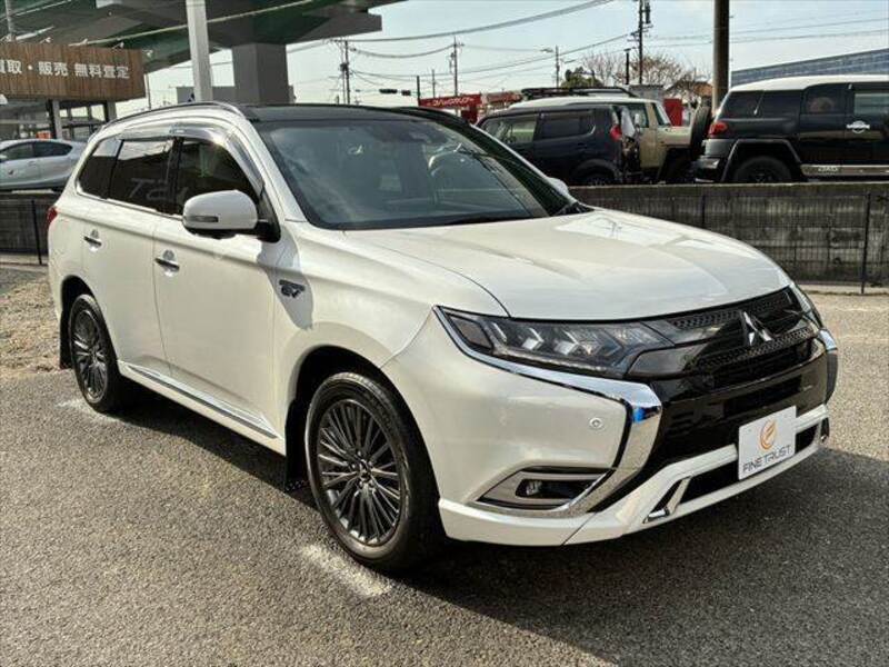 OUTLANDER PHEV